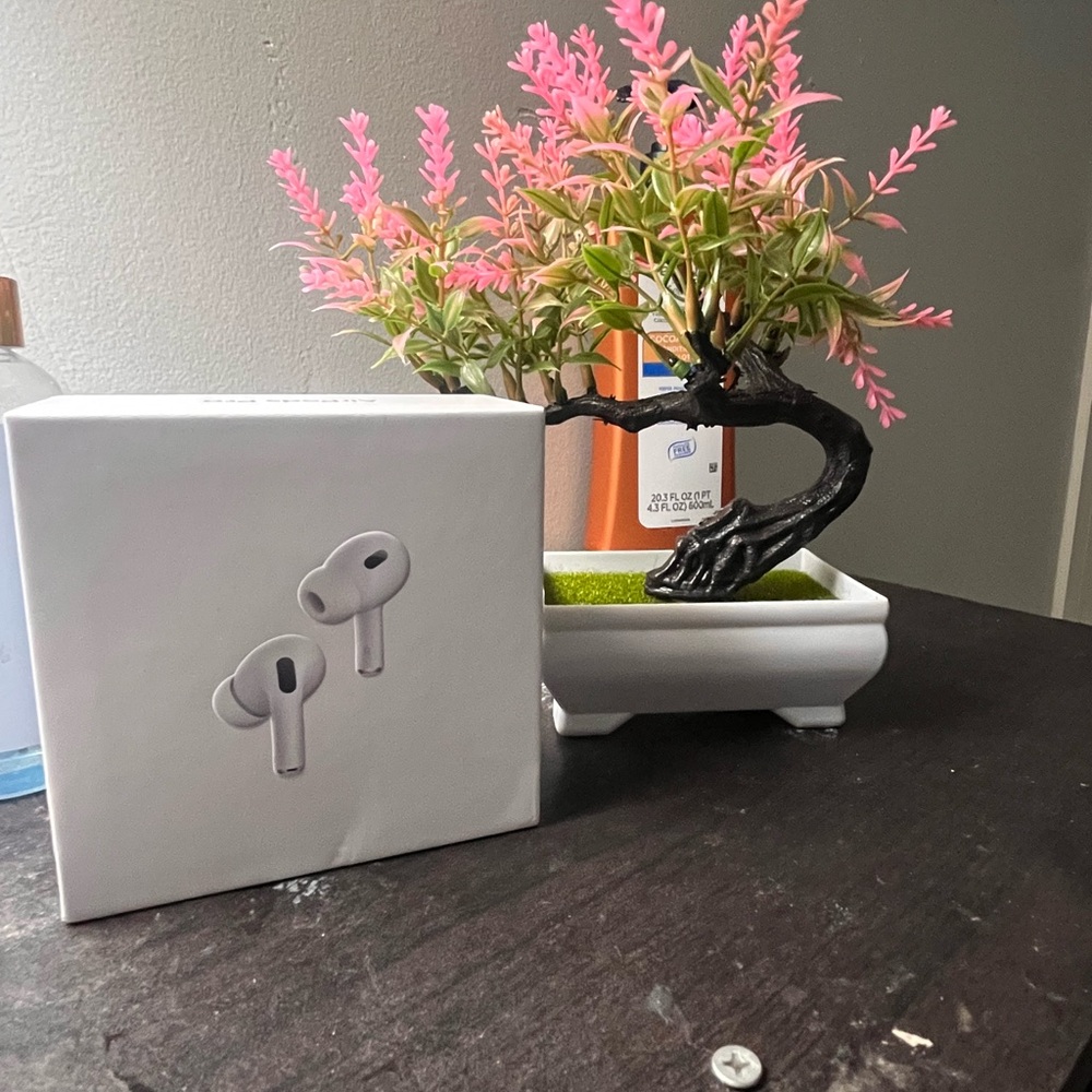 AirPod gen 2 pros